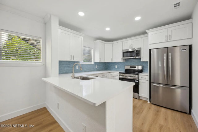 1800 The Greens Way 401, Jacksonville Beach