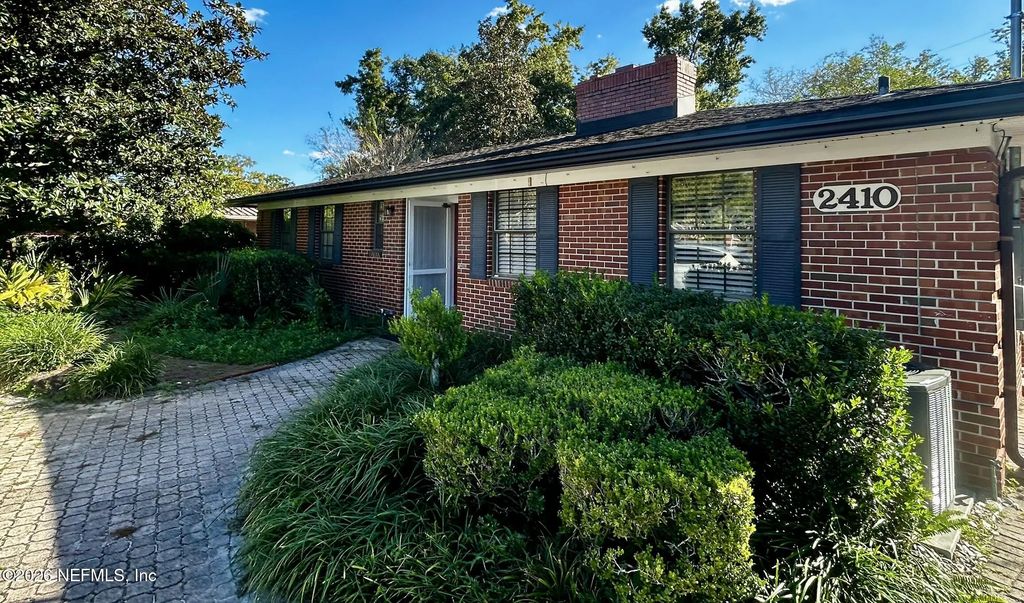2410 Cedar Shores Circle, Jacksonville