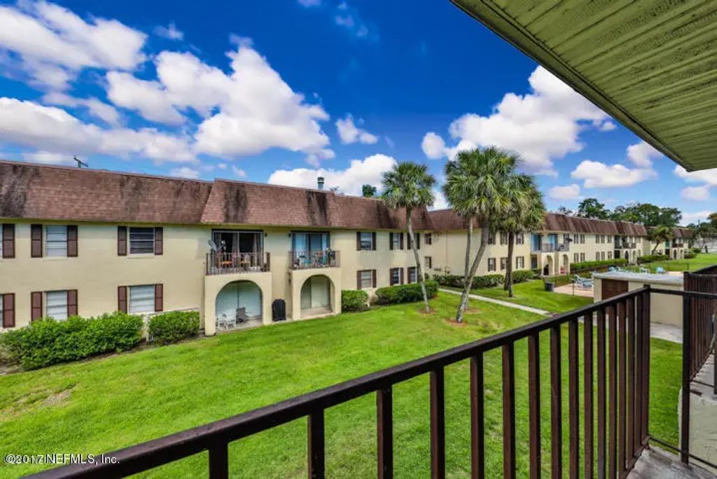 1713 El Camino Road 7, Jacksonville