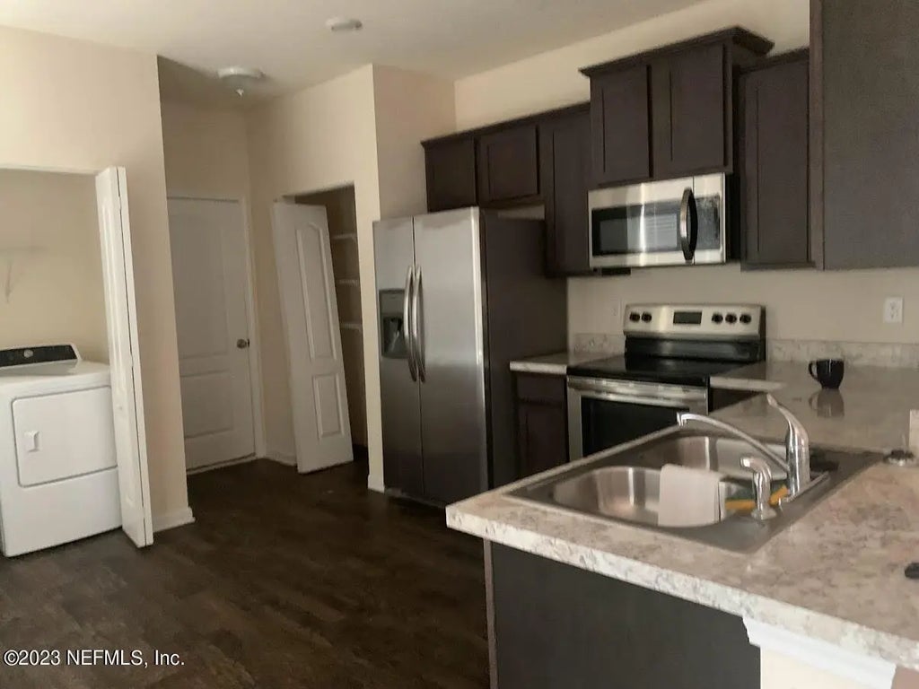 7872 Echo Springs Road, Jacksonville