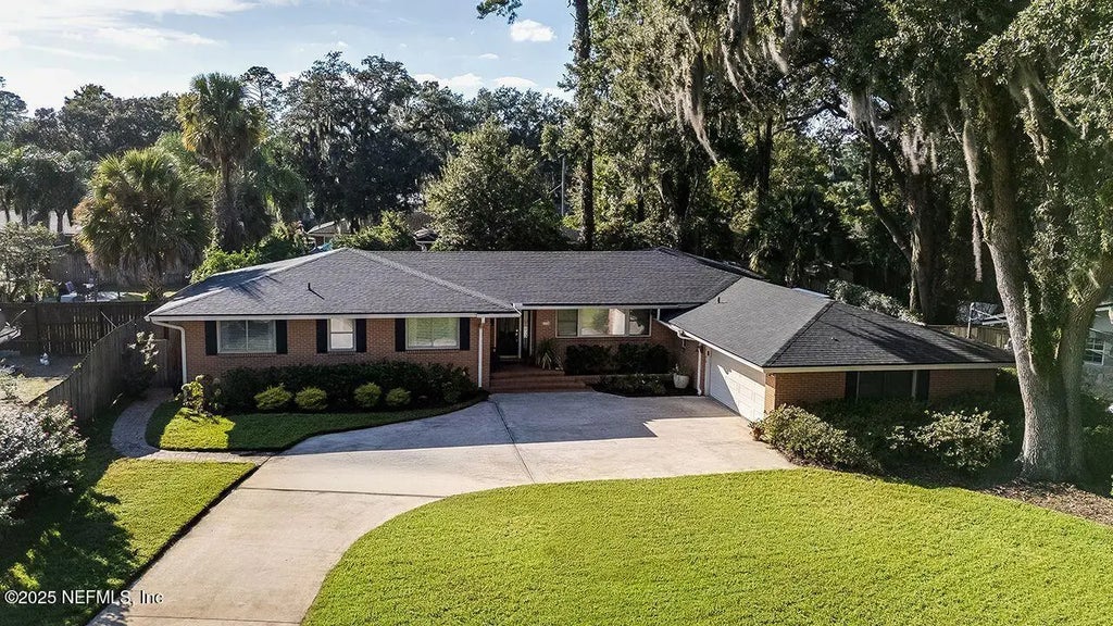 6850 Estrada Road, Jacksonville