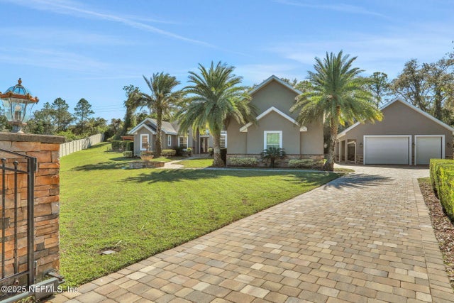 12707 Tennis Court, Jacksonville