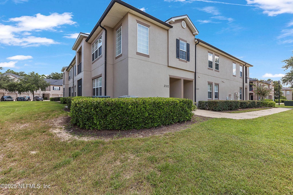 12301 Kernan Forest Boulevard 2702, Jacksonville