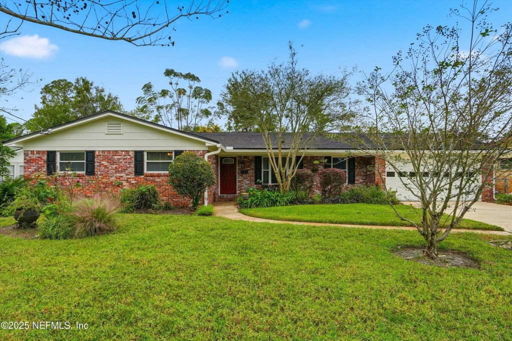 8648 Lincolnshire Road W, Jacksonville