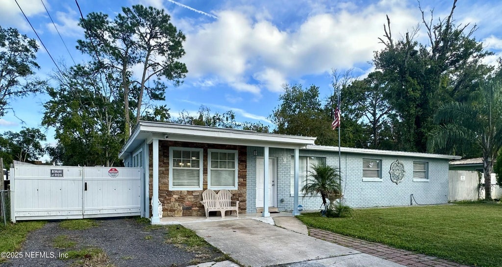 1753 Dibble Circle E, Jacksonville