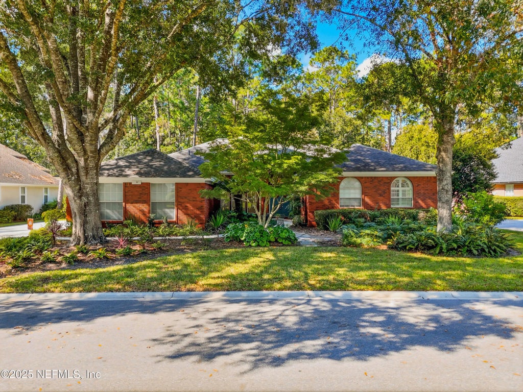 8642 Autumn Green Drive, Jacksonville