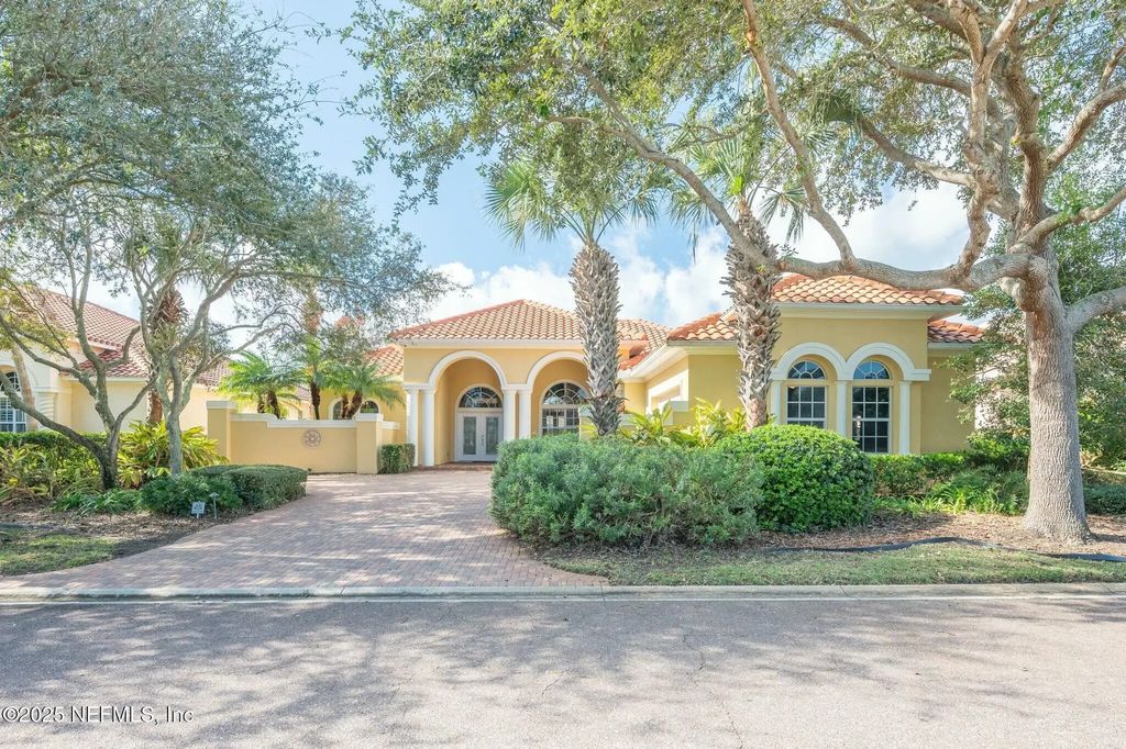 12 Oak View Circle E, Palm Coast