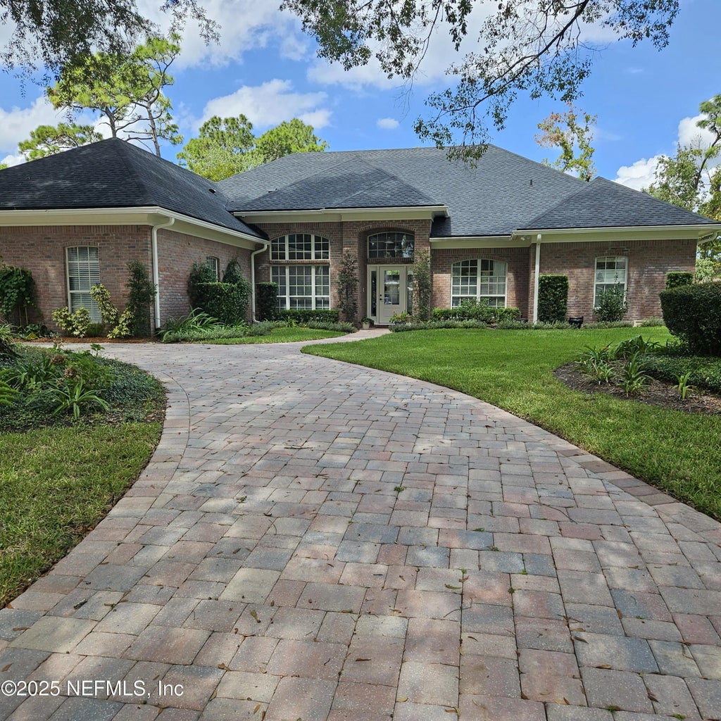 13061 Biggin Church Road S, Jacksonville