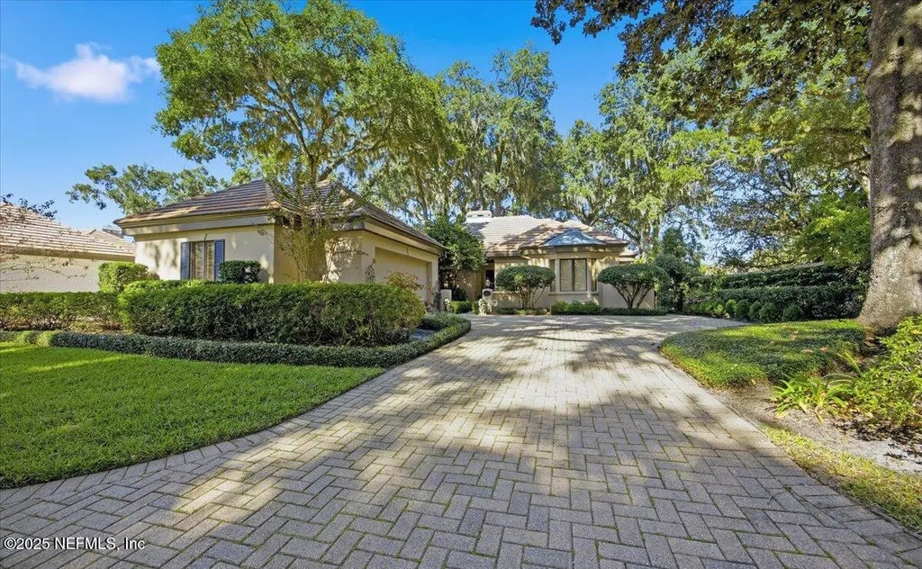 6787 Linford Lane, Jacksonville