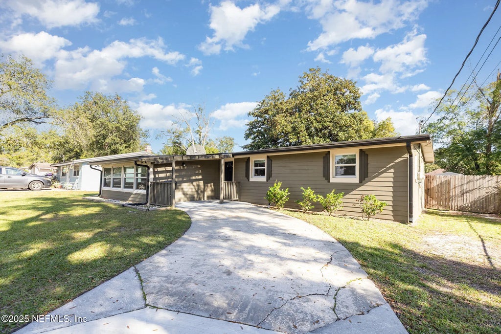 450 Brighton Avenue, Orange Park