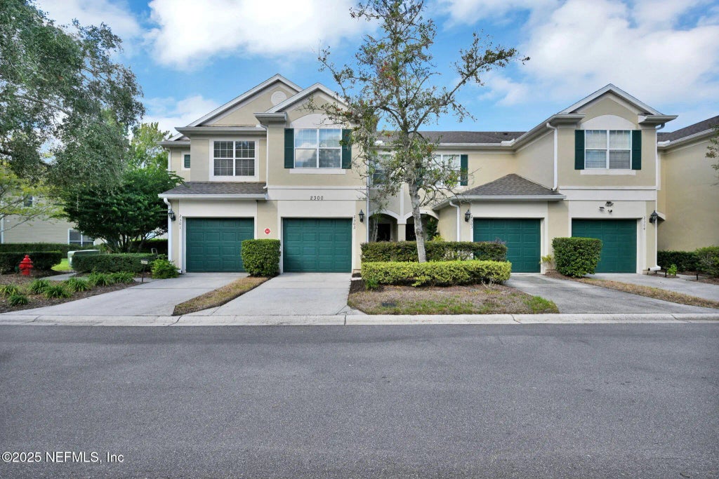 7990 Baymeadows Road E 2302, Jacksonville