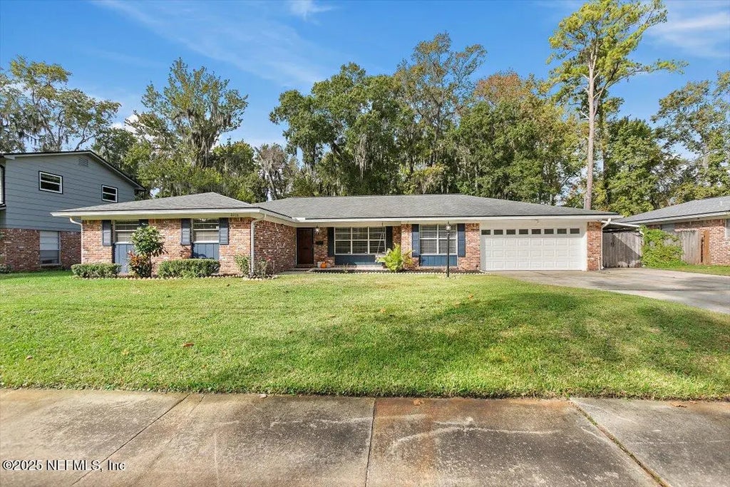 8408 Brierwood Road, Jacksonville