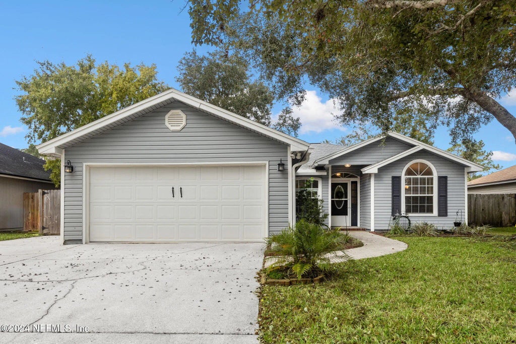 12358 Carriage Crossing Court, Jacksonville