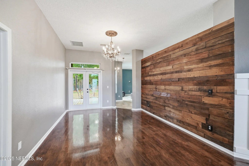 4269 Victoria Lakes Drive W, Jacksonville