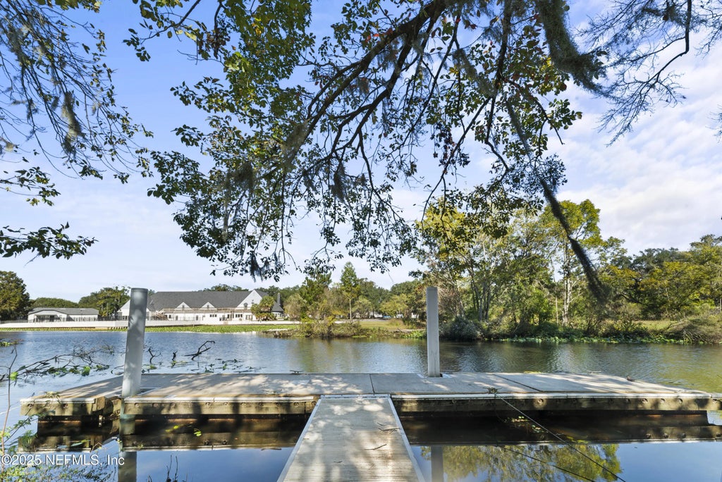 6039 Hyde Park Circle, Jacksonville