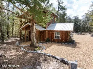 65th A Road, Branford