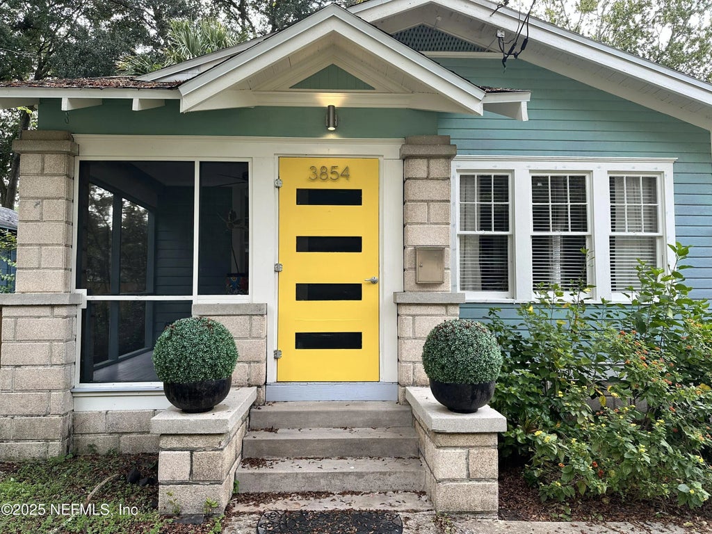 3854 Valencia Road, Jacksonville