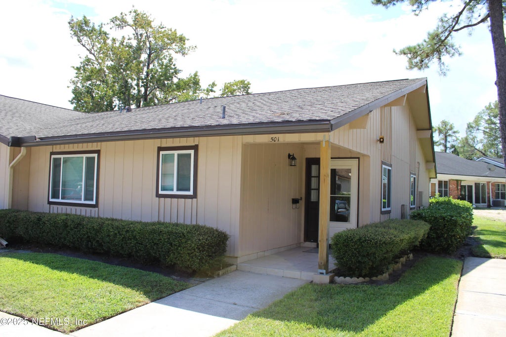 9252 San Jose Boulevard 501, Jacksonville