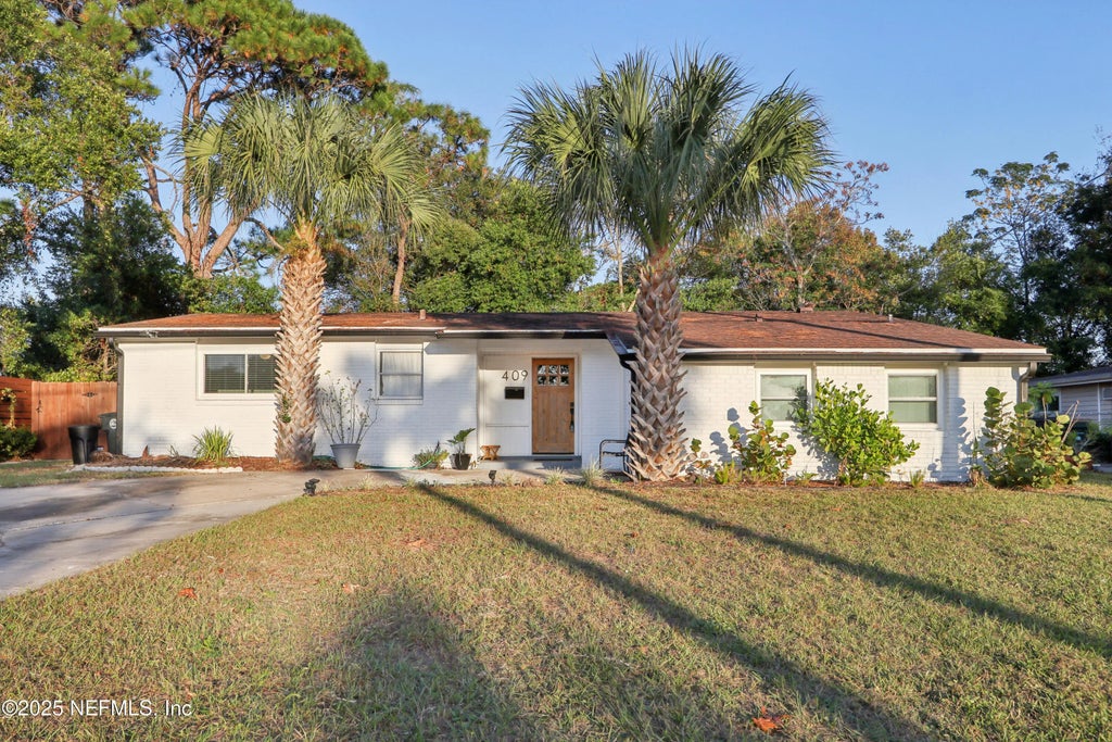409 Sailfish Drive E, Atlantic Beach