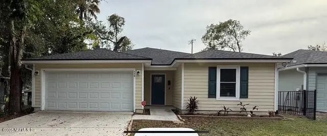 558 E 60th Street, Jacksonville