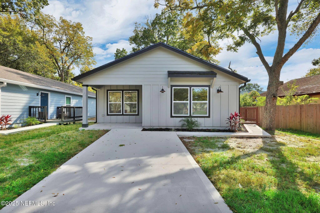 4646 Hunt Street, Jacksonville