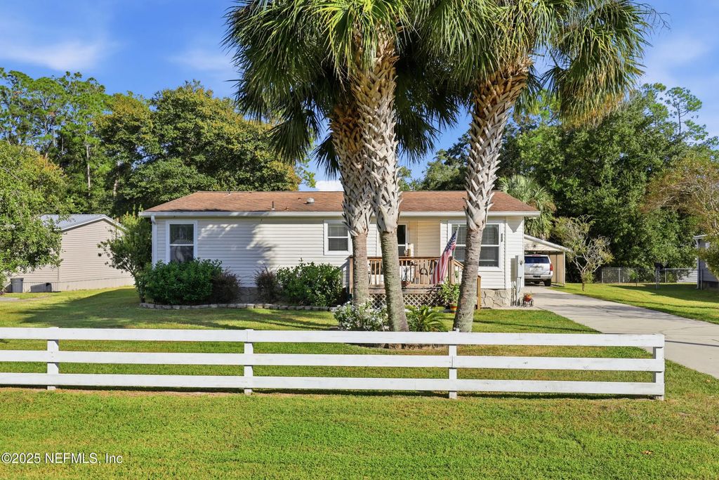 112 Waterside Avenue, Satsuma