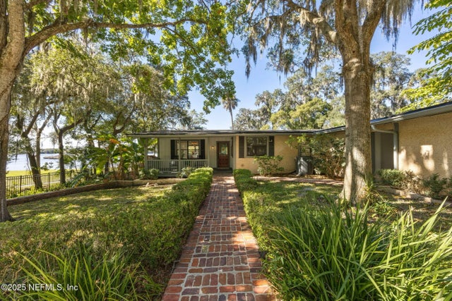 6750 Oakwood Drive, Jacksonville