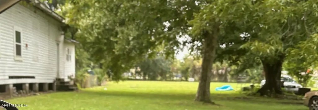 Danson, Jacksonville