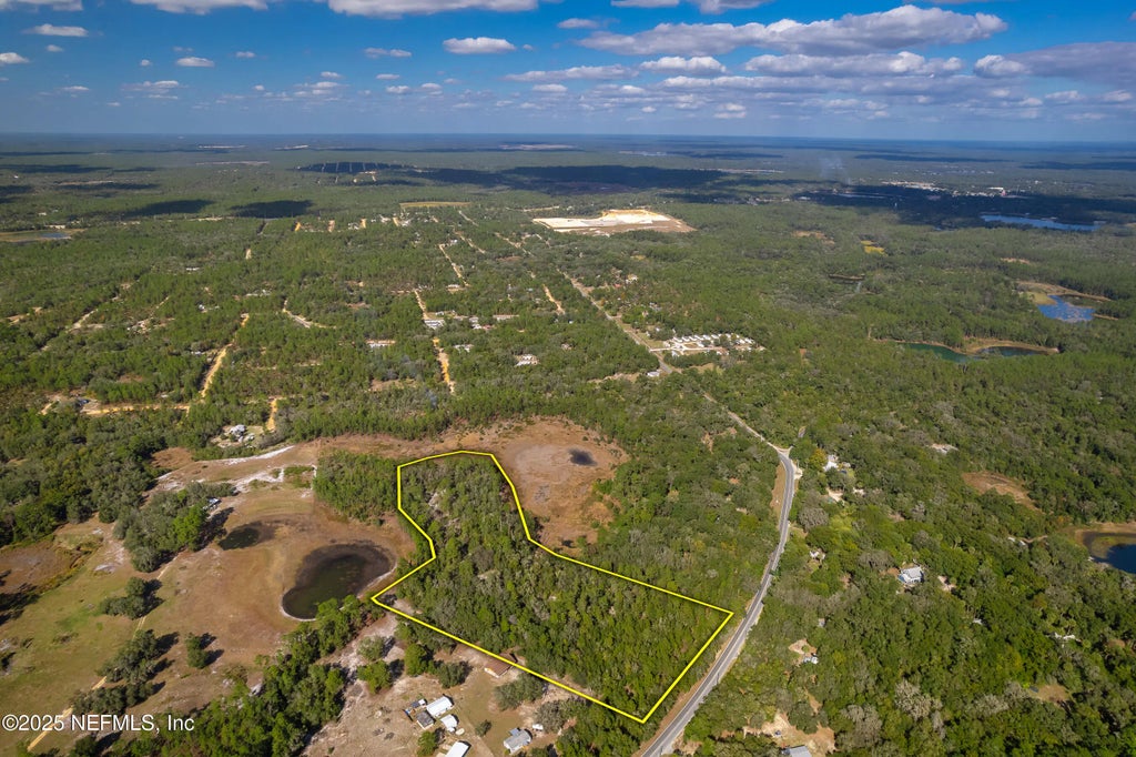 126 Keuka Cemetary Road, Interlachen