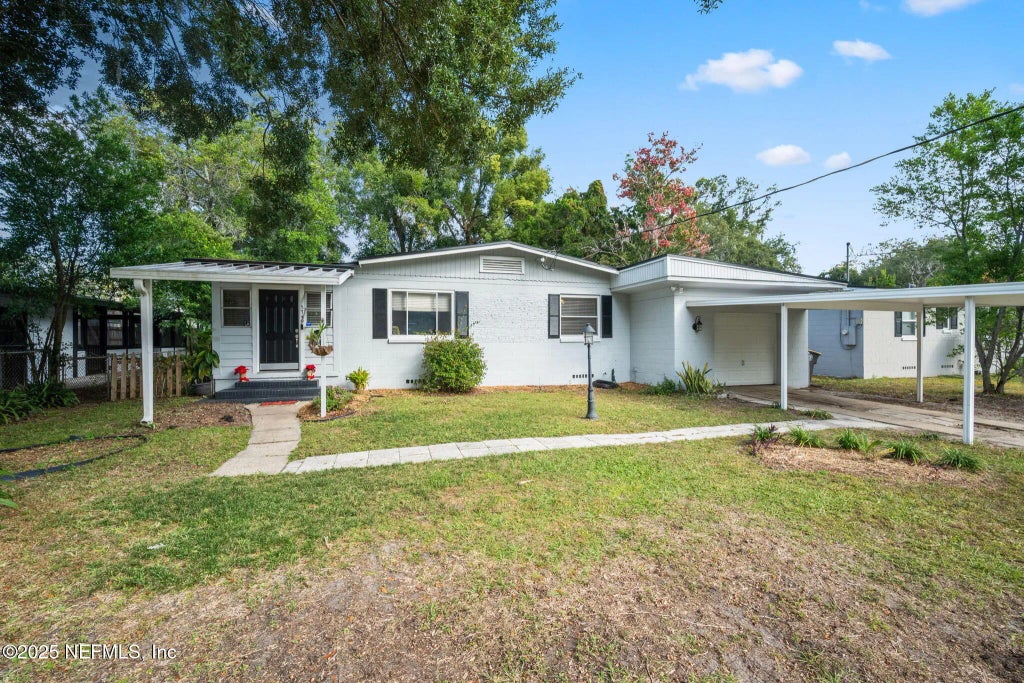 5749 Cedar Park Lane, Jacksonville