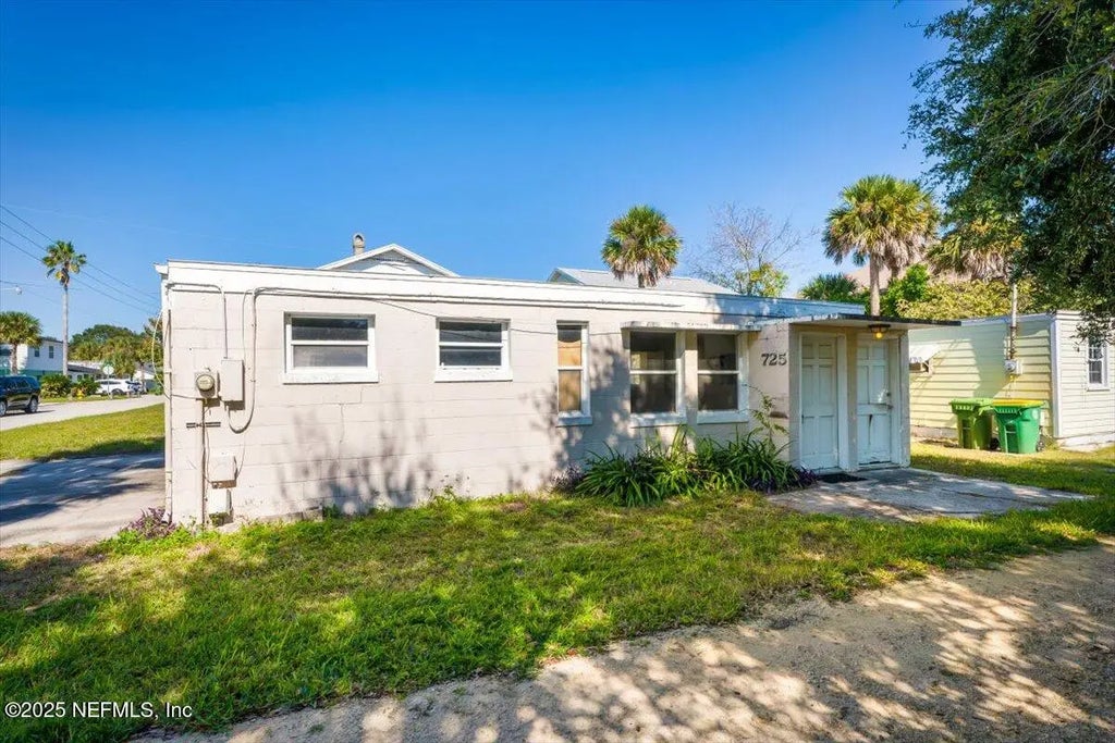 725 5th Street N, Jacksonville