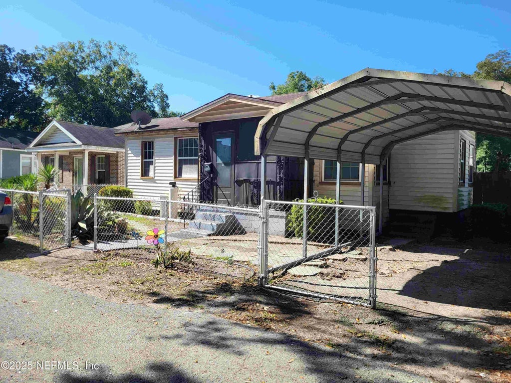 2822 Flanders Street 8-19, Jacksonville