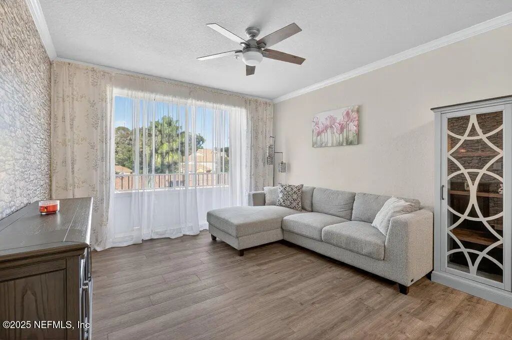 8539 Gate Parkway W 9325, Jacksonville