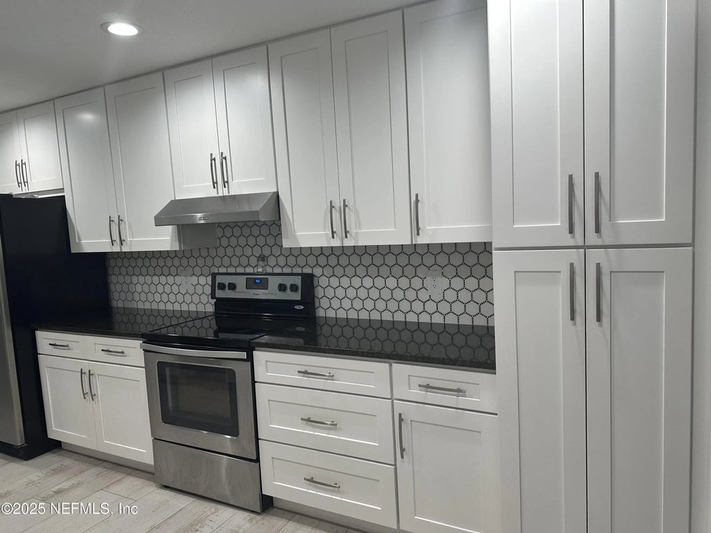 7335 Floral Ridge Drive, Jacksonville