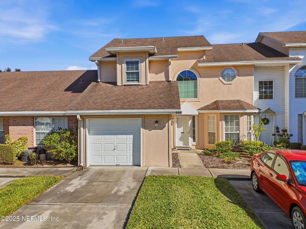 11 Northside Drive S 202, Jacksonville