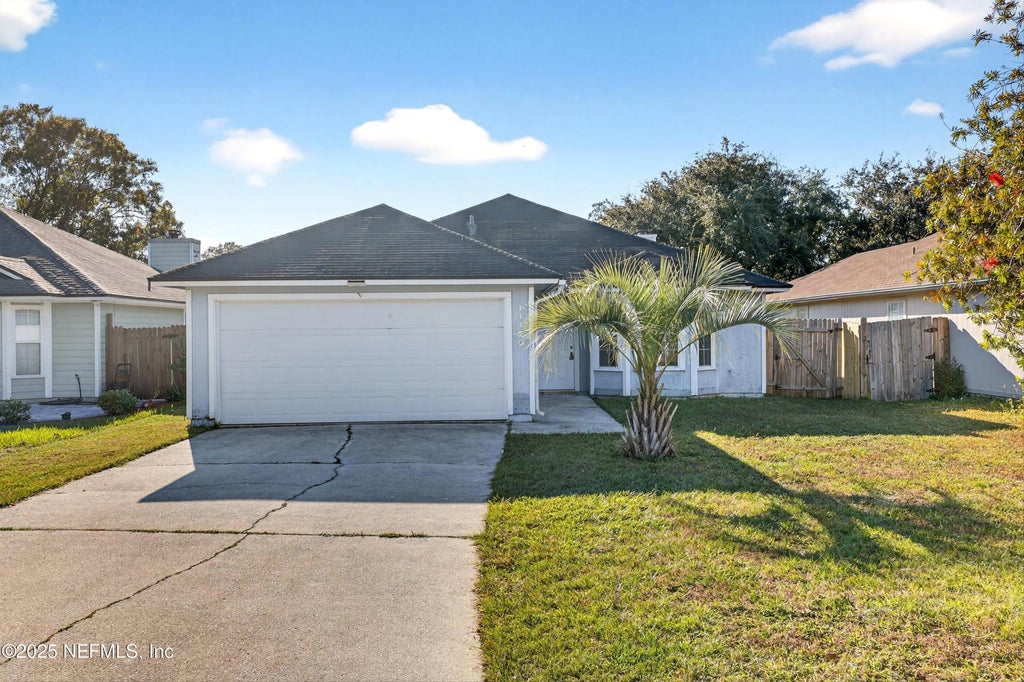 11170 Wandering Oaks Drive, Jacksonville