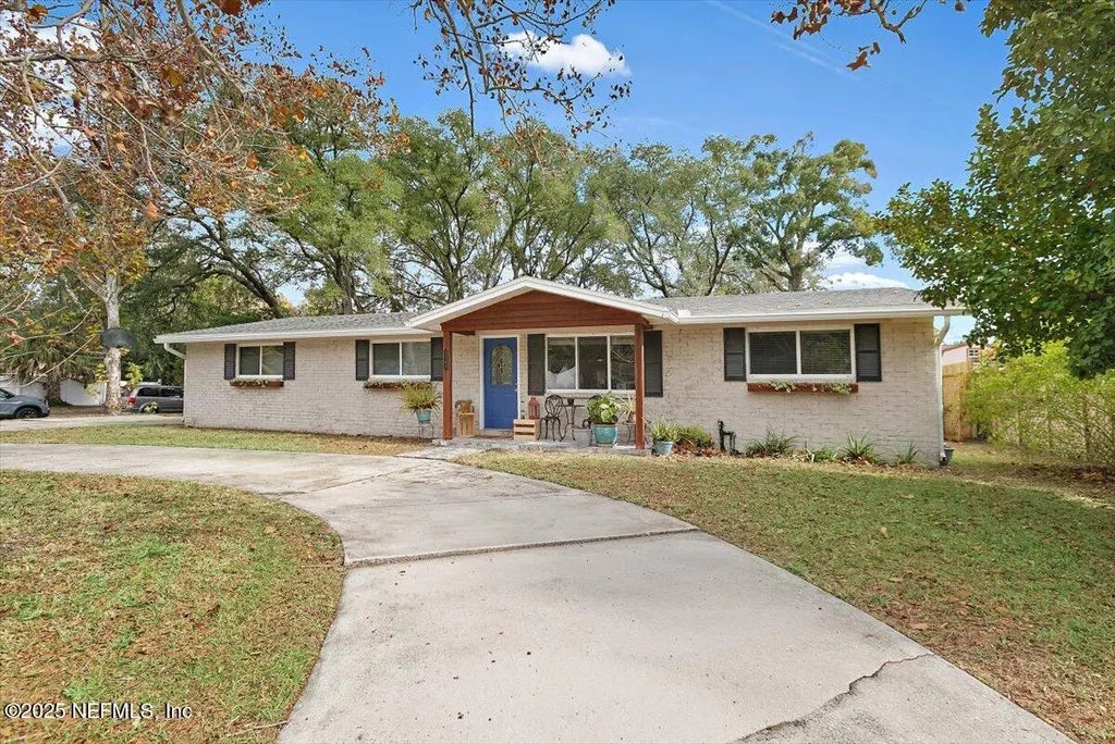 3569 Eunice Road, Jacksonville