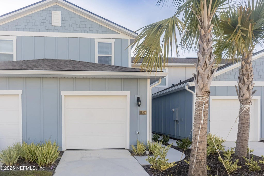 1700 Bridger Trace, Middleburg