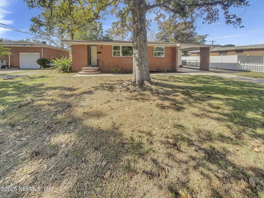 2440 Gaillardia Road, Jacksonville