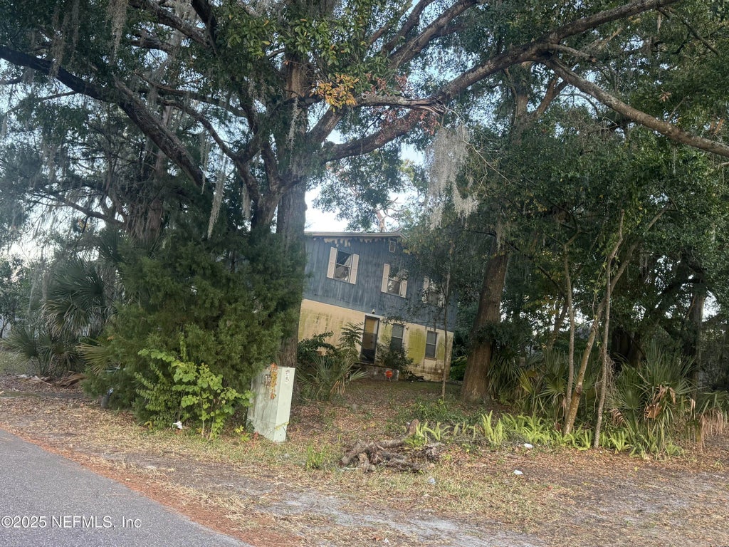 9762 Bayview Avenue, Jacksonville