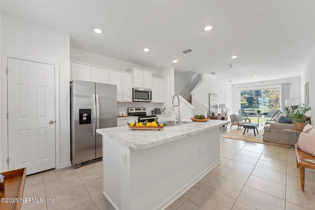 8330 Asteroid Street, Jacksonville