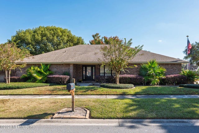 8499 Bandera Circle W, Jacksonville