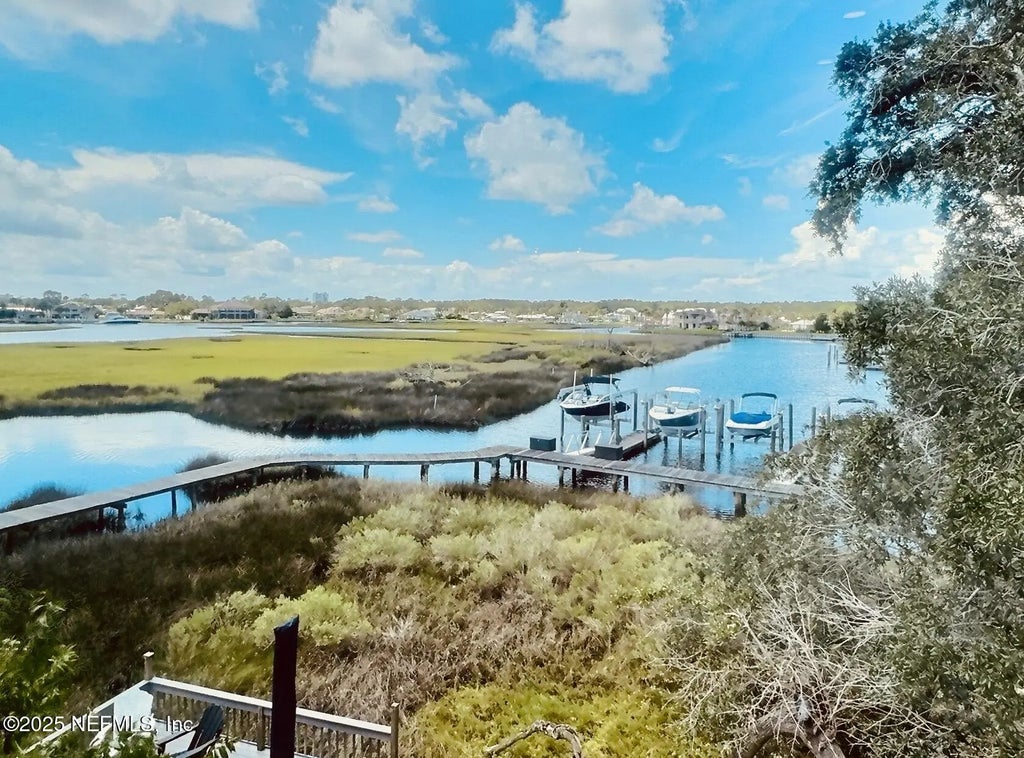 3360 Lighthouse Point Lane, Jacksonville