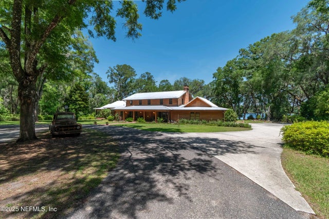 943 S County Road 21, Hawthorne