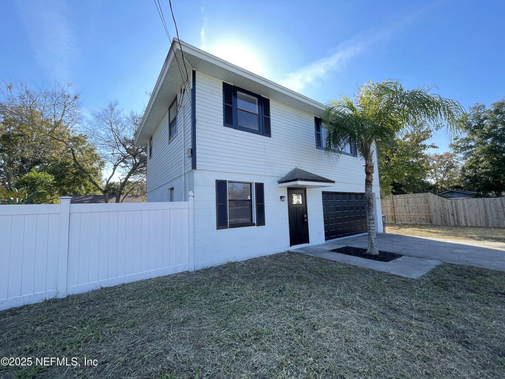 12042 Cap Ferrat Street, Jacksonville