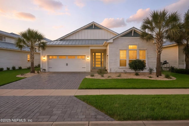 381 Caribbean Place, St. Johns