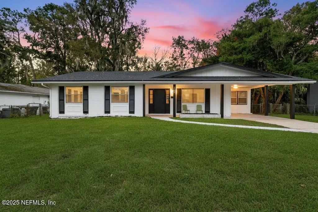 735 Grove Park Boulevard, Jacksonville