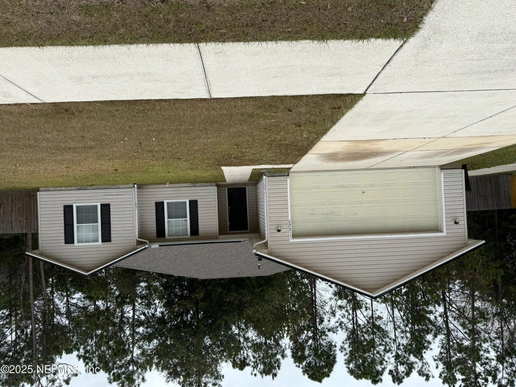 11223 Martin Lakes Drive N, Jacksonville