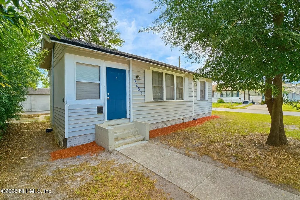 3257 Liberty Circle, Jacksonville