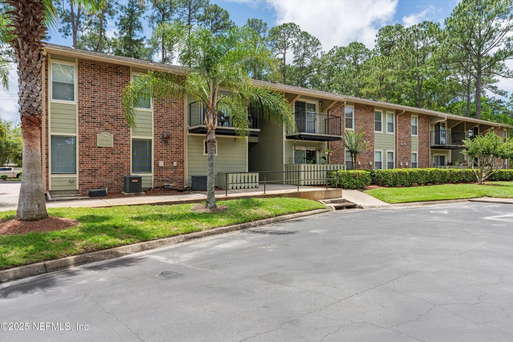 3737 Loretto Road 104, Jacksonville